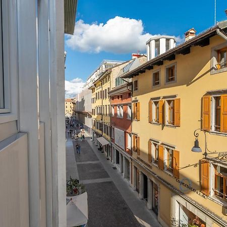 Udine Palazzo D'Aronco Modern Apartment Luaran gambar