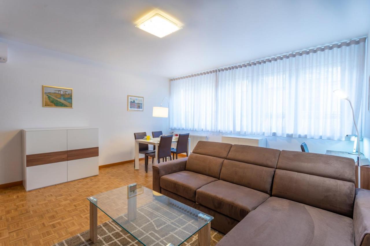 Udine Palazzo D'Aronco Modern Apartment Luaran gambar